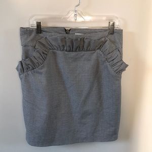 h&m ruffle skirt